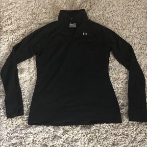 Under Armour Med. Semifitted AllSeason top